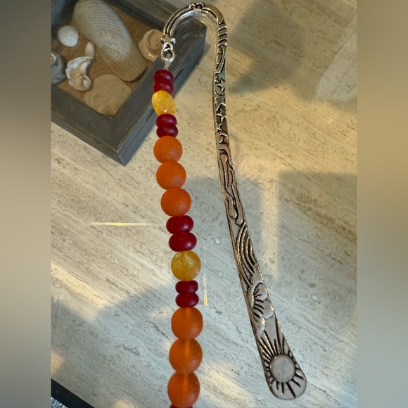 Hand Crafted Silver and Orange Austrian Crystal Beaded Bookmark - Picture 5 of 5